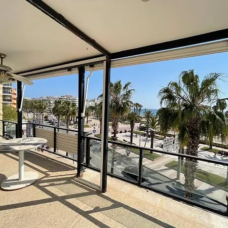 En Primera Linea De Mar De Apartman
