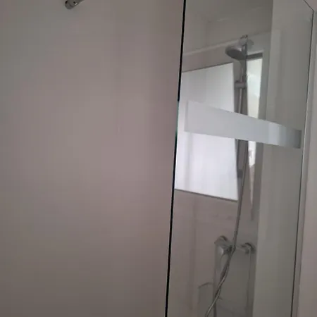 Apartman En Primera Linea De Mar De *
